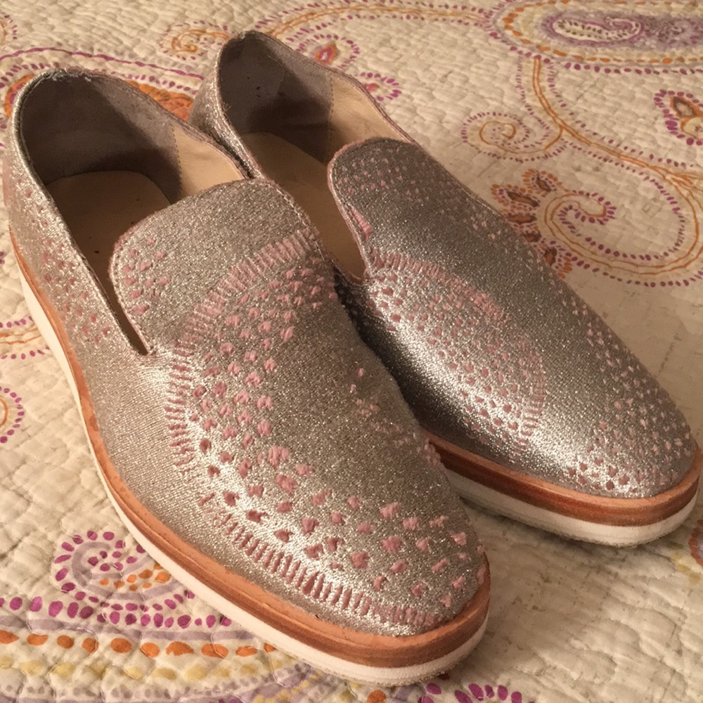 Free People Snake Eyes Silver Loafer size 37